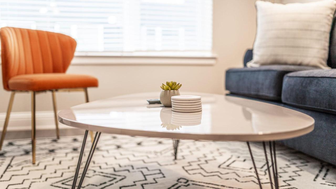 Upscale Modern Apts - Free Parking, Fast Wifi, Courtyard Austin Exterior foto