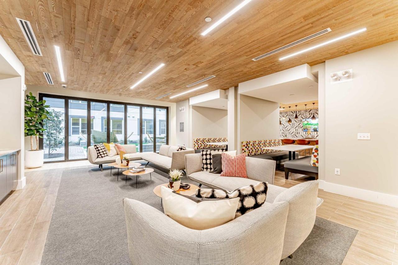 Upscale Modern Apts - Free Parking, Fast Wifi, Courtyard Austin Exterior foto