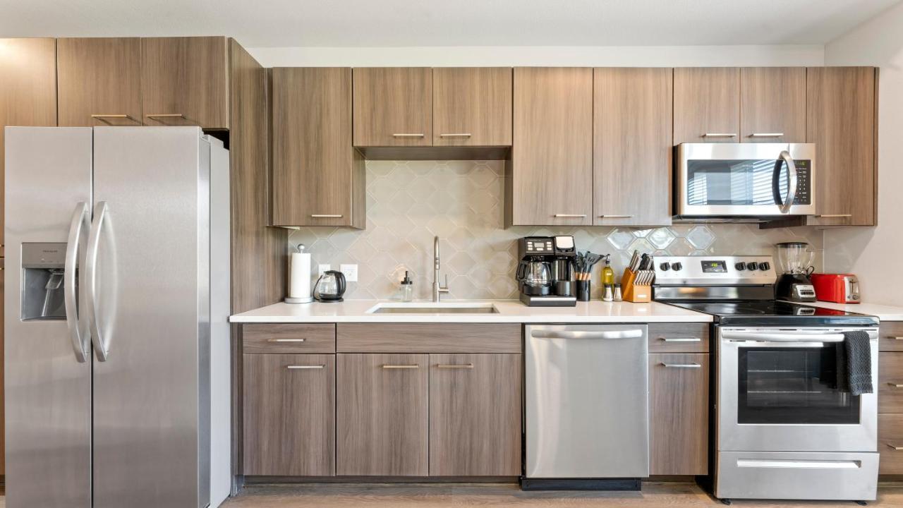 Upscale Modern Apts - Free Parking, Fast Wifi, Courtyard Austin Exterior foto