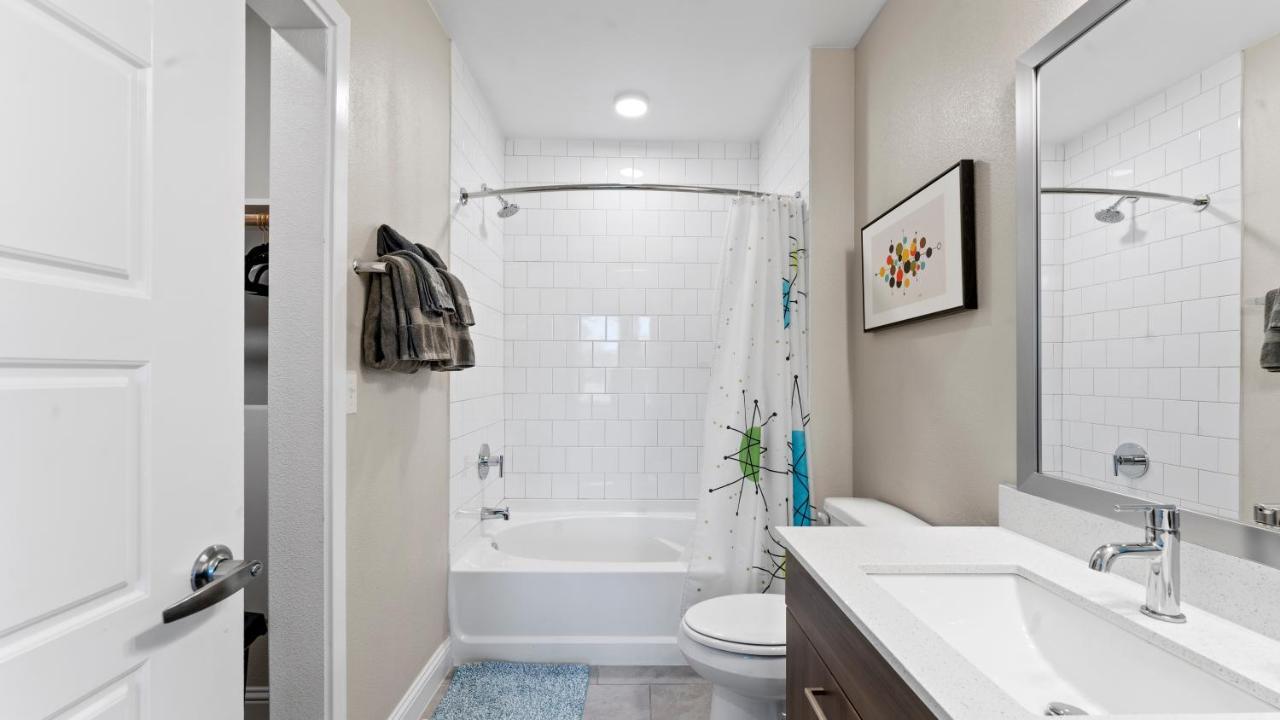 Upscale Modern Apts - Free Parking, Fast Wifi, Courtyard Austin Exterior foto